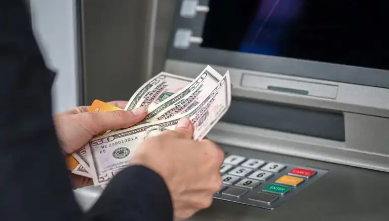 Sahte 50 Dolarlık Banknotlar: Dikkatli Olun!